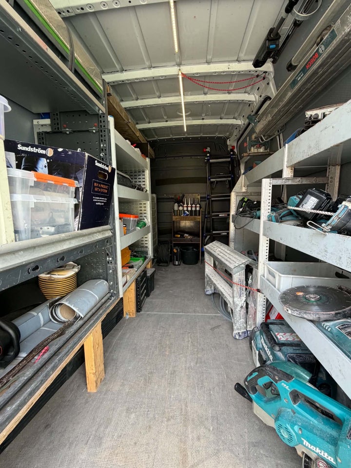 Mercedes Sprinter 211 2,2 CDi R2 Kassevogn 5d