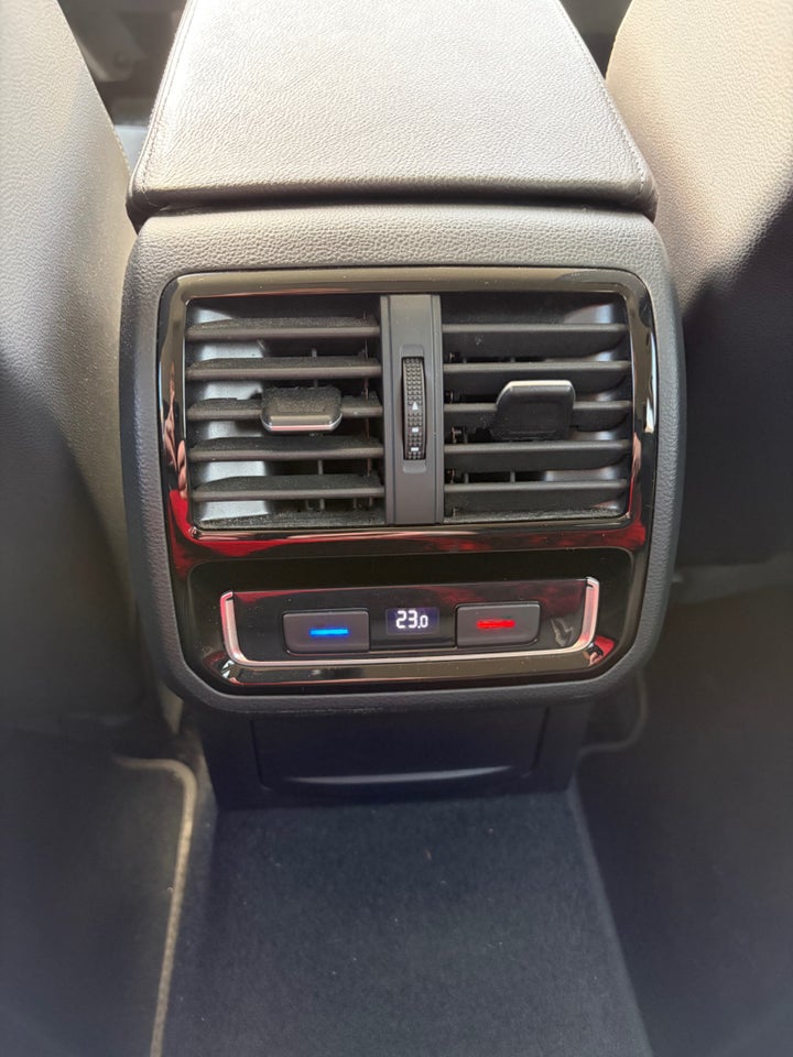 VW Passat 1,5 TSi 150 Elegance+ Variant DSG 5d