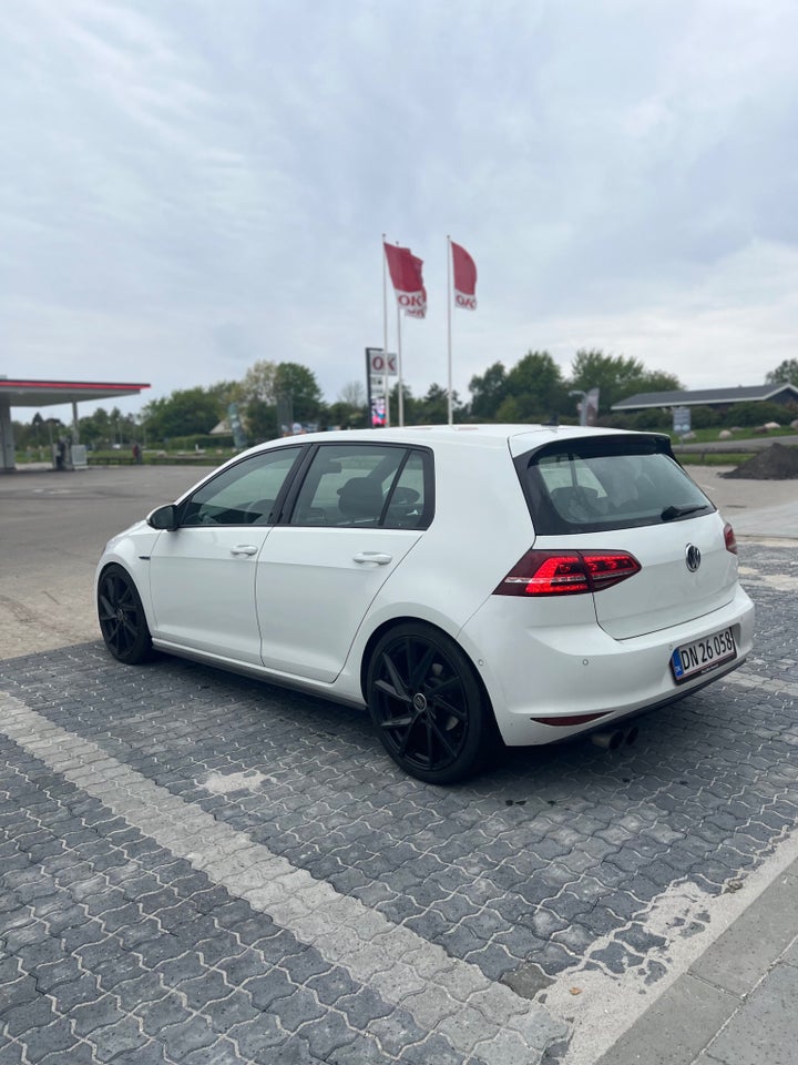 VW Golf VII 1,4 GTE DSG 5d