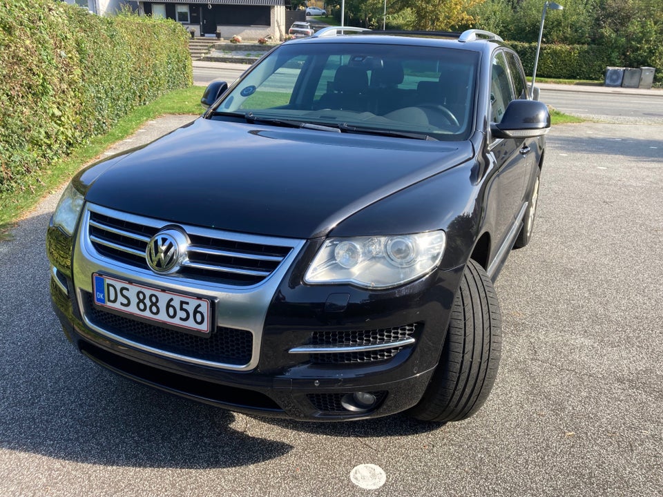 VW Touareg 3,0 TDi Tiptr. 4Motion 5d