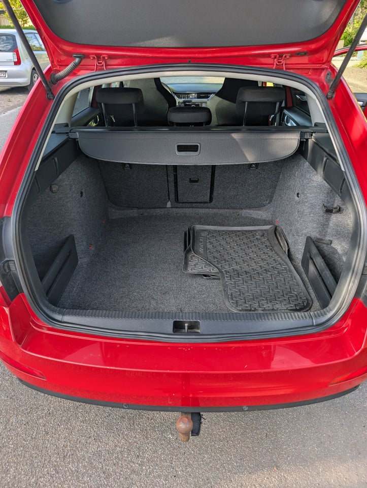 Skoda Octavia 1,2 TSi 105 Elegance Combi DSG 5d