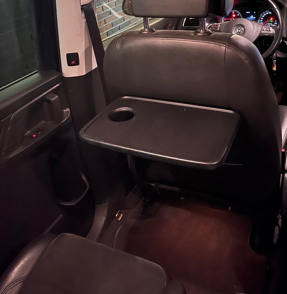 VW Sharan 2,0 TDi 140 Highline DSG BMT 5d