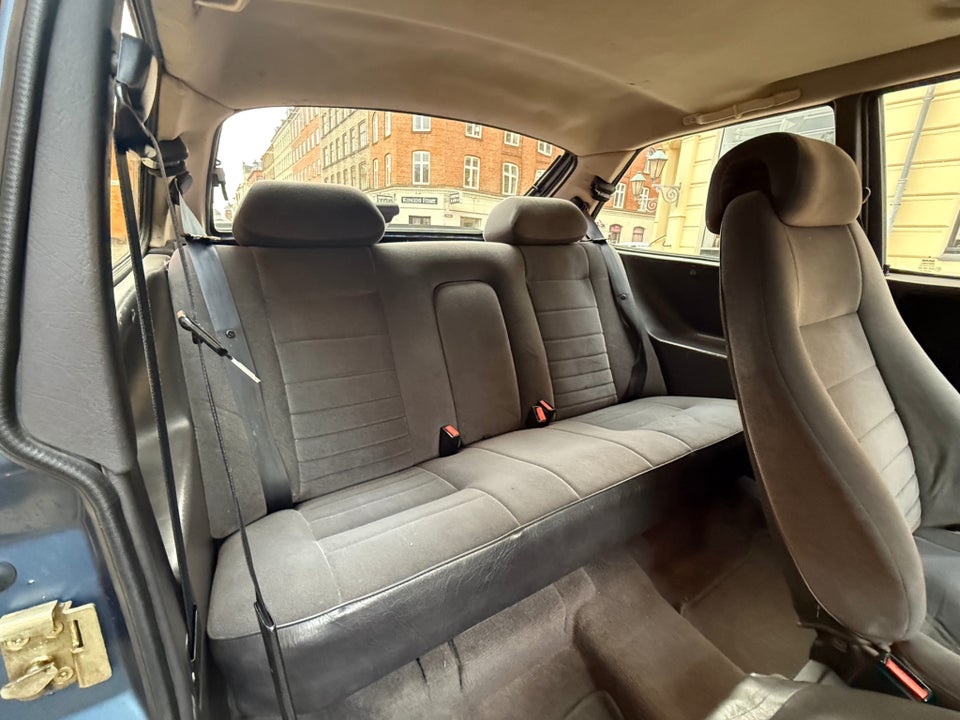 Saab 900 2,0 S Turbo 3d