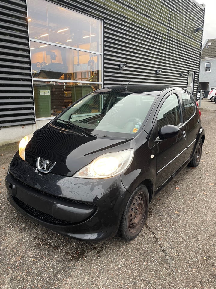 Peugeot 107 1,0 SD 5d