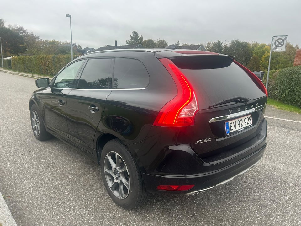 Volvo XC60 2,4 D4 190 Ocean Race aut. AWD 5d