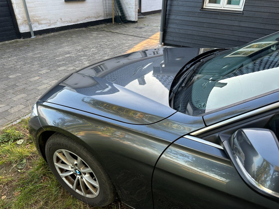 BMW 320i 2,0 Touring Executive aut. 5d