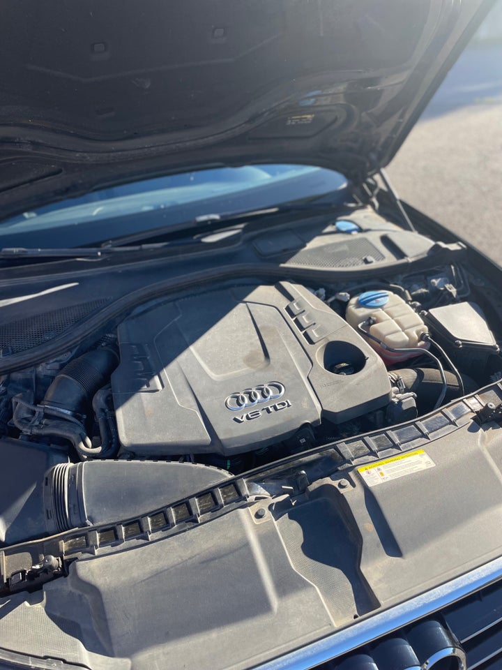 Audi A6 3,0 TDi 218 Avant S-tr. 5d