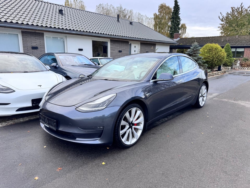 Tesla Model 3 Performance AWD 4d