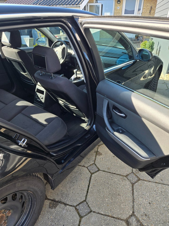 BMW 318i 2,0 Touring 5d