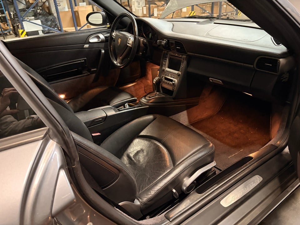 Porsche 911 Carrera 4 3,6 Coupé Tiptr. 2d