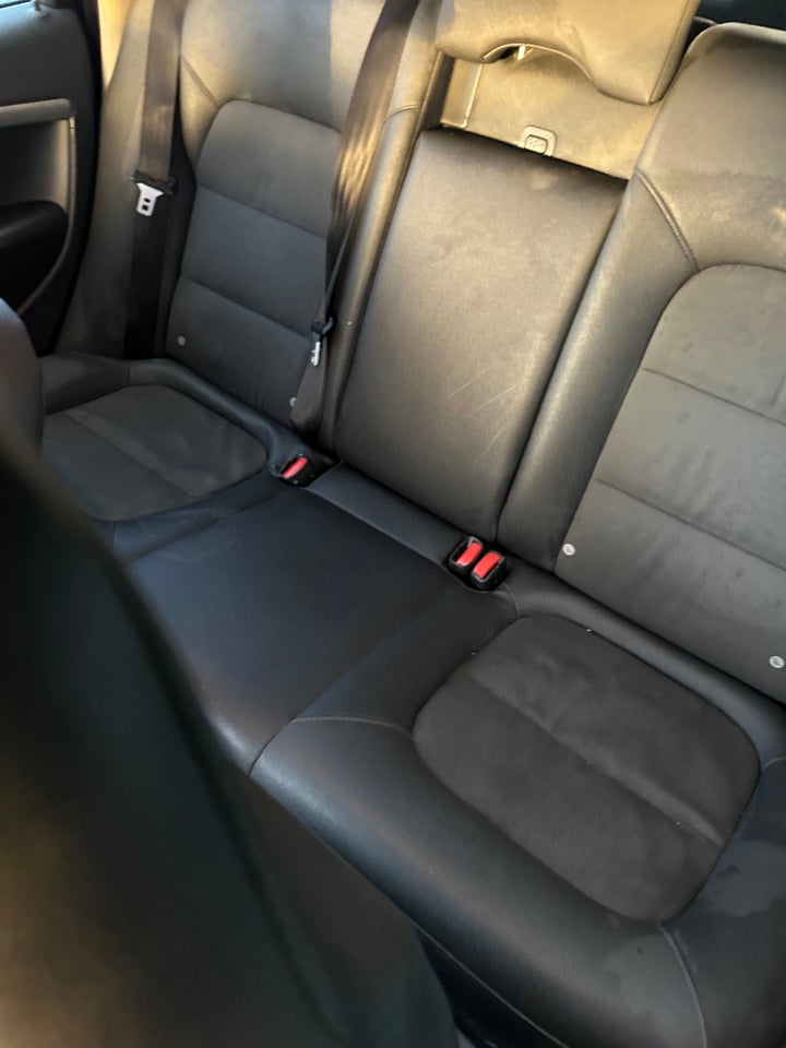 Volvo V70 2,4 D 163 aut. 5d