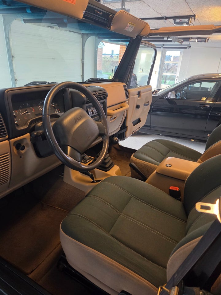 Jeep Wrangler 4,0 Sport 3d