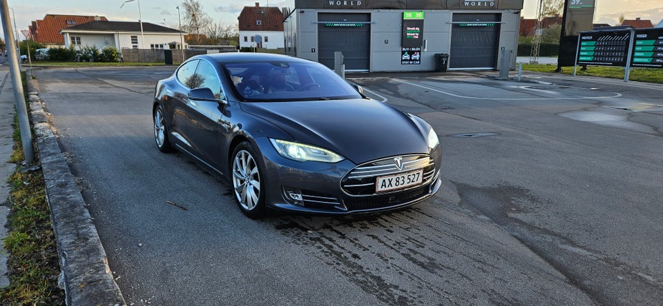 Tesla Model S 90 5d