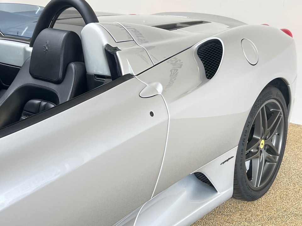 Ferrari F430 4,3 Spider F1 2d