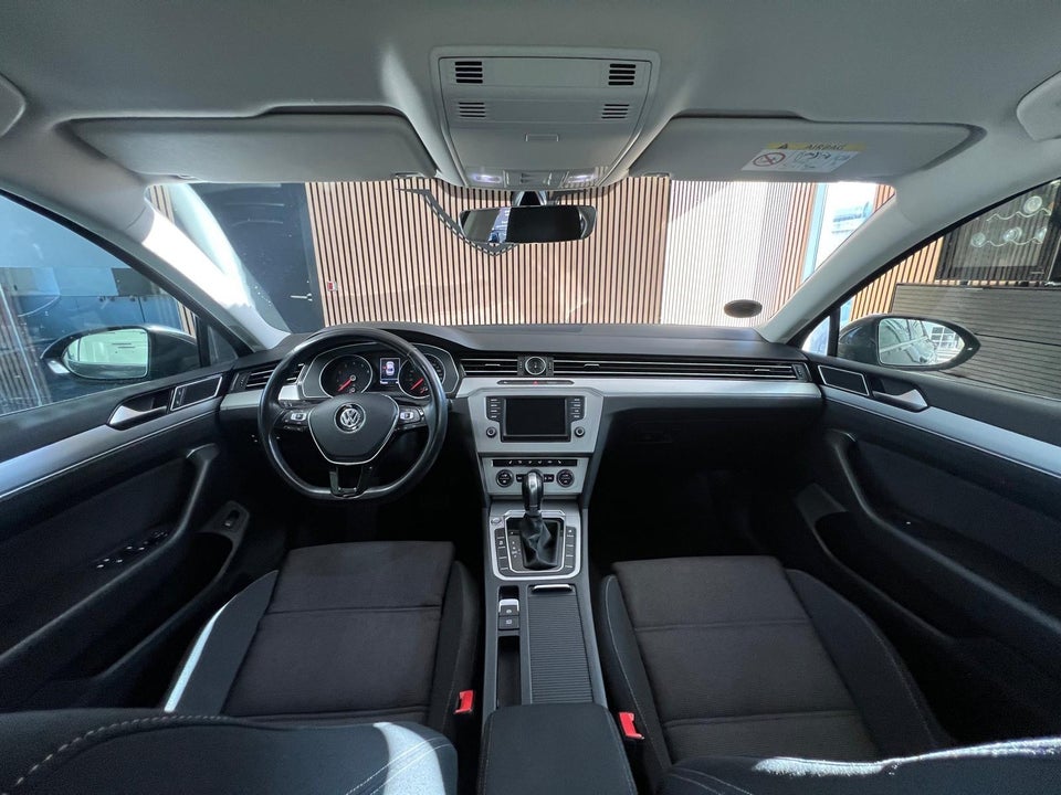 VW Passat 1,4 TSi 150 R-line DSG 4d