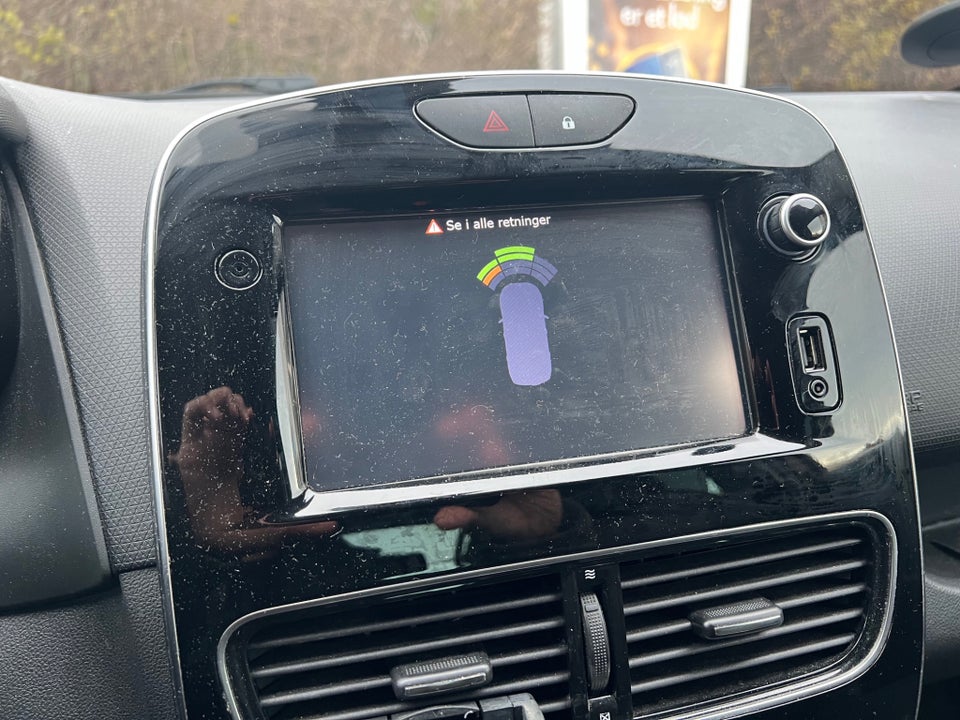 Renault Clio IV 1,5 dCi 90 Limited 5d