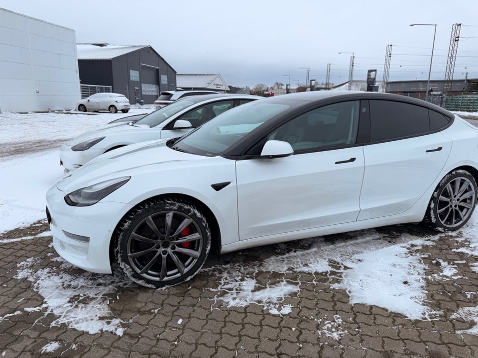 Tesla Model 3 Performance AWD 4d