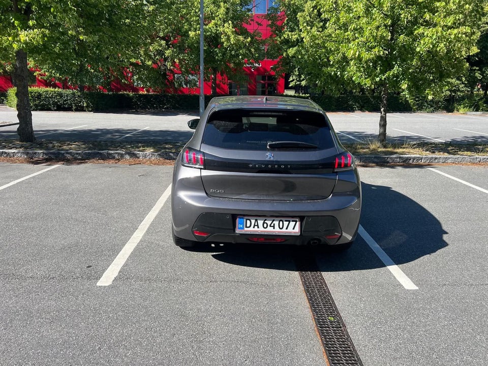 Peugeot 208 1,2 PureTech 100 Evolution+ EAT8 5d