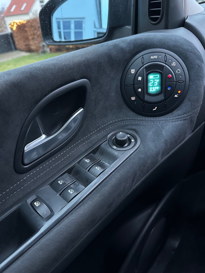 Renault Espace 2,0 dCi 130 Expression Comfort 5d