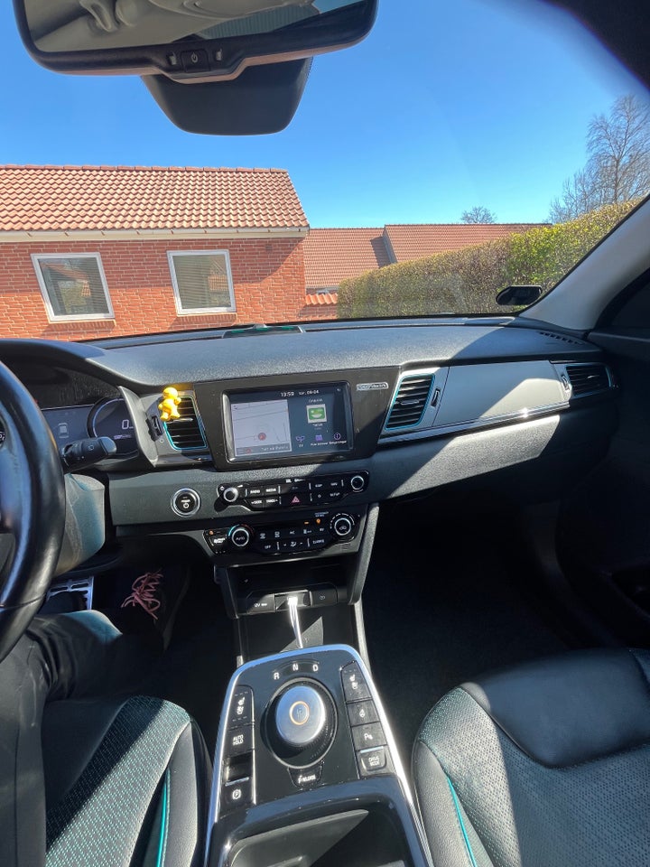 Kia e-Niro 64 Advance 5d