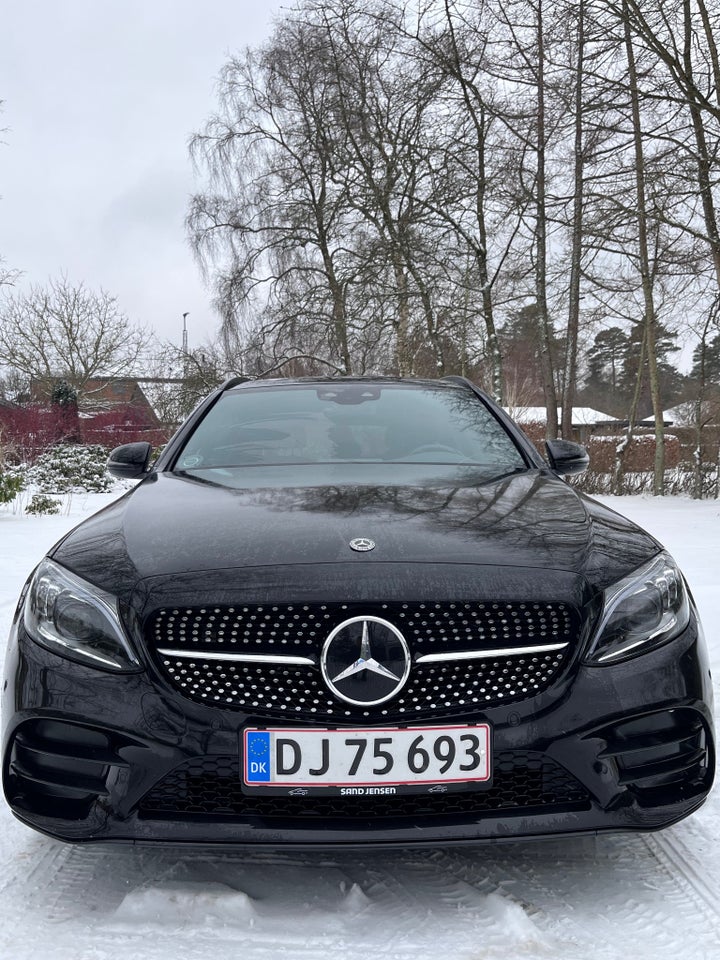 Mercedes C300 de 2,0 AMG Line Night Edition stc. aut. 5d