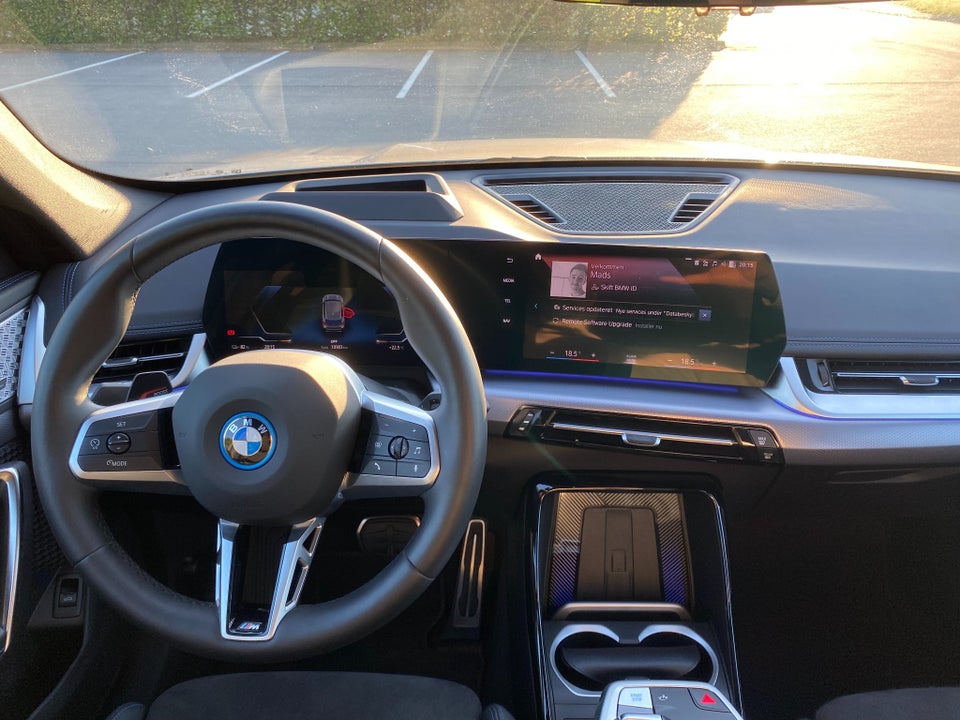 BMW iX1 xDrive30 Fully Charged M-Sport 5d