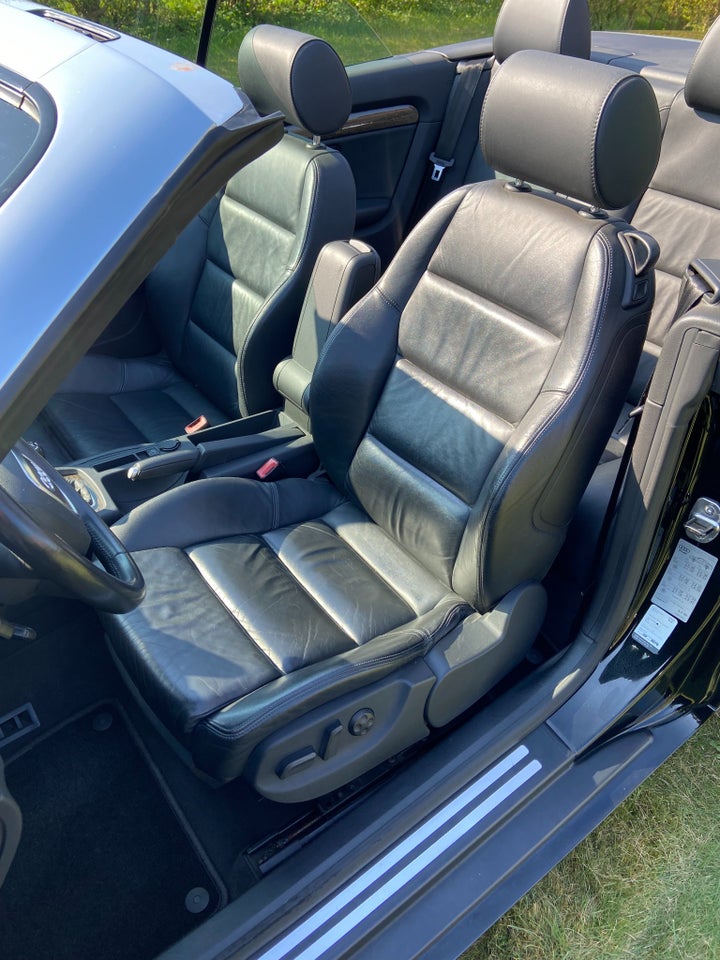 Audi A4 1,8 T 163 Cabriolet quattro 2d