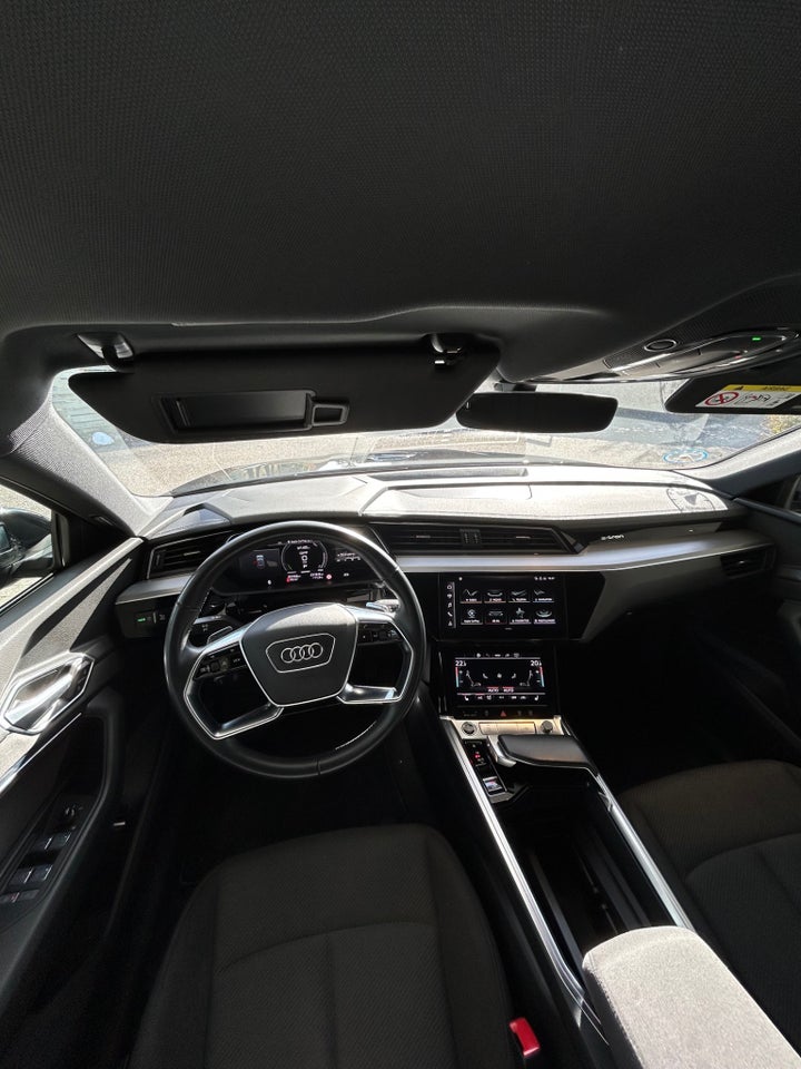 Audi e-tron 50 S-line Prestige Sportback quattro 5d