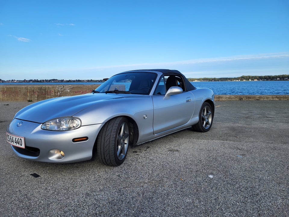 Mazda MX-5 1,8i Sport 2d