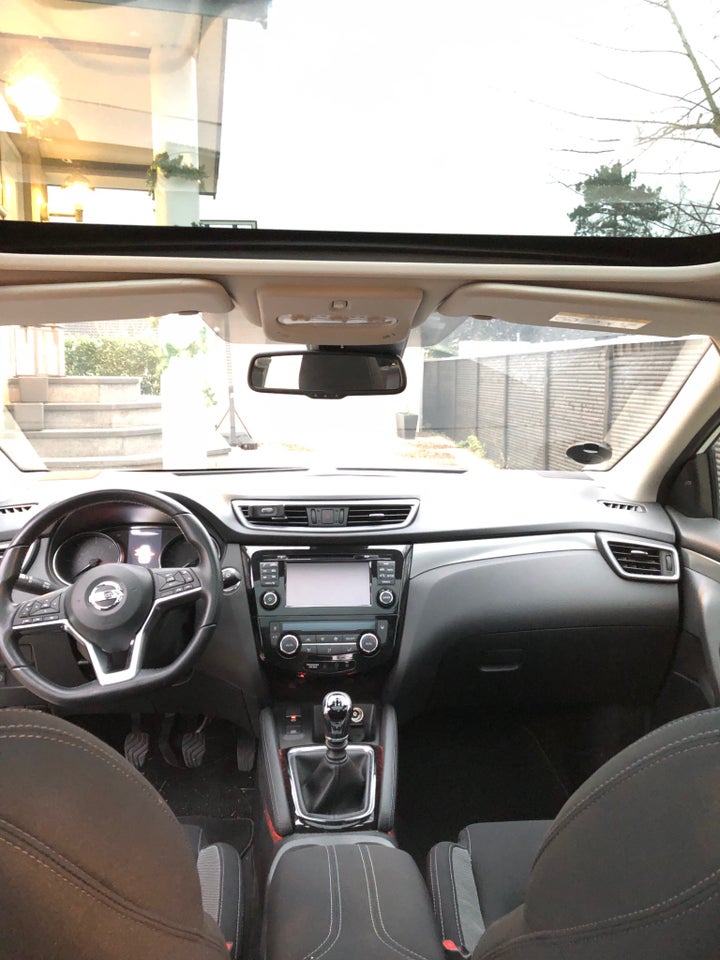 Nissan Qashqai 1,5 dCi 110 N-Connecta 5d