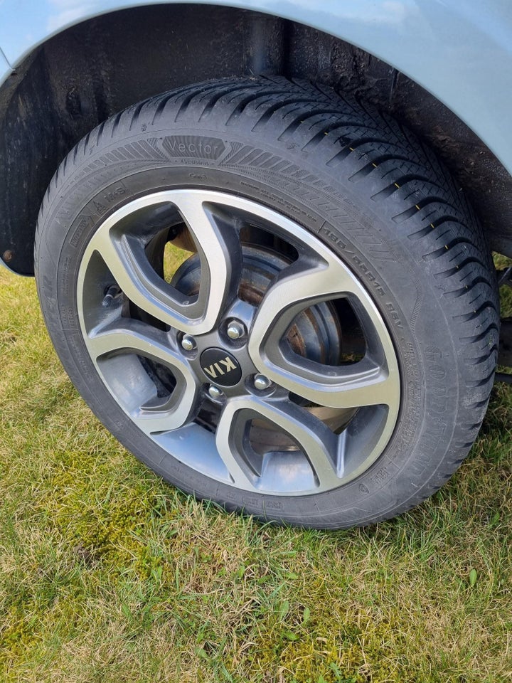 Kia Picanto 1,0 MPi Advance 5d