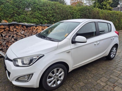 Hyundai i20 1,25 Comfort 5d