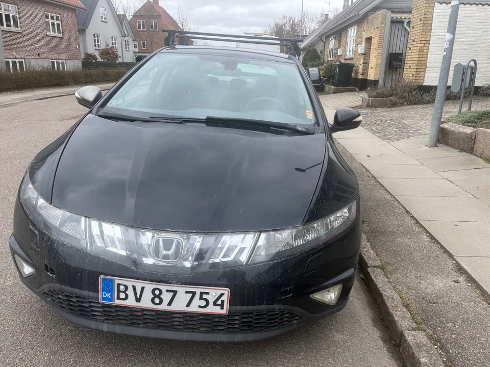 Honda Civic 1,8 Sport 5d