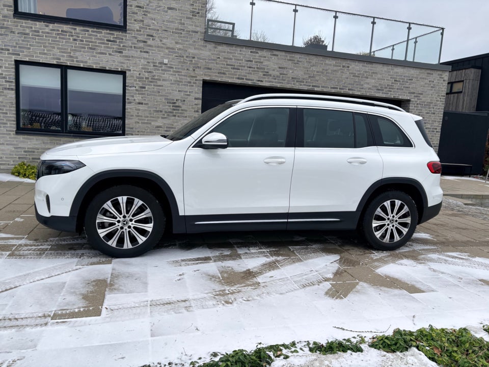 Mercedes EQB300 Progressive Advance 4Matic 5d