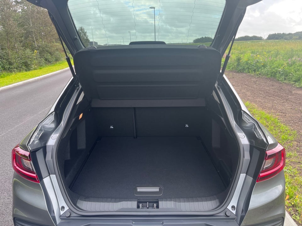 Renault Arkana 1,6 E-Tech Intens 5d