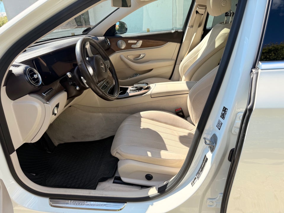 Mercedes E400 3,5 aut. 4Matic 4d