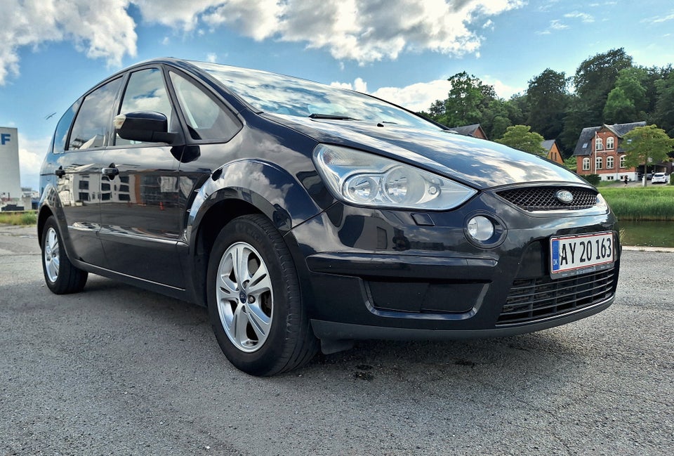 Ford S-MAX 1,8 TDCi 125 Trend 5d