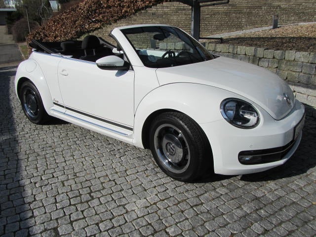 VW The Beetle 1,2 TSi 105 Design Cabriolet DSG 2d