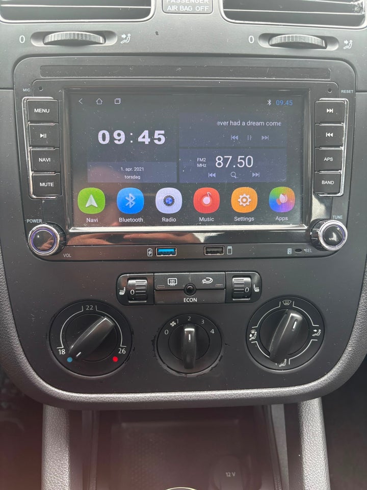 VW Golf V 1,6 FSi Trendline 5d