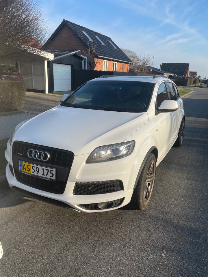 Audi Q7 3,0 TFSi quattro Tiptr. Van 5d