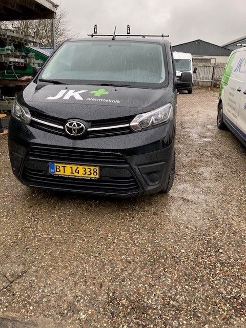 Toyota ProAce 1,6 D 115 Medium Comfort 4d