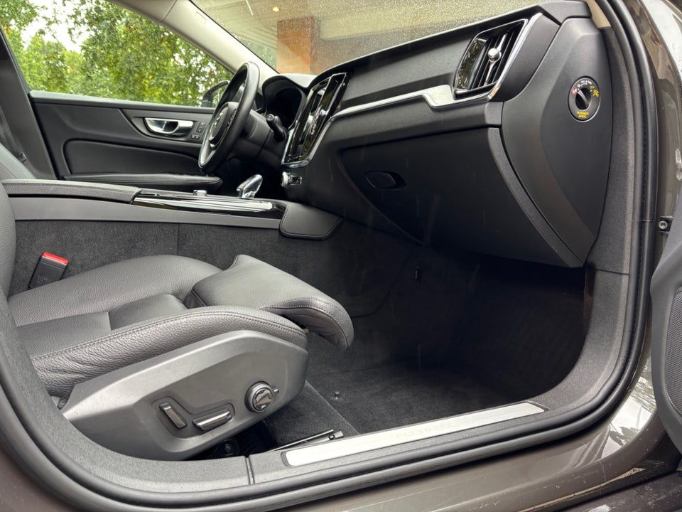 Volvo V60 2,0 T6 ReCharge Inscription aut. AWD 5d