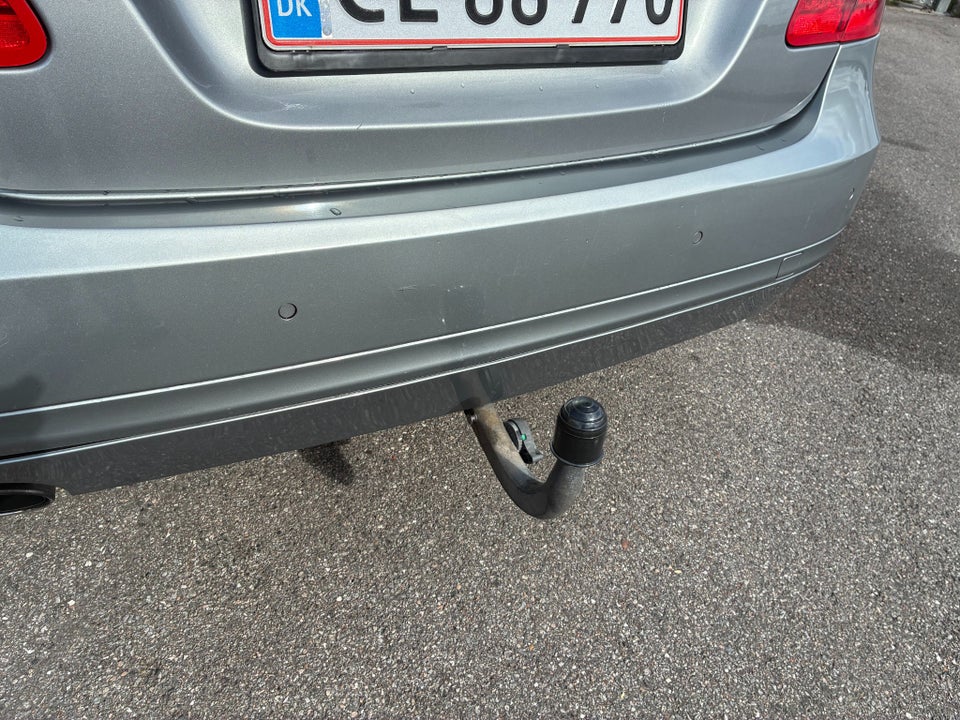 Mercedes E200 1,8 CGi aut. BE 4d