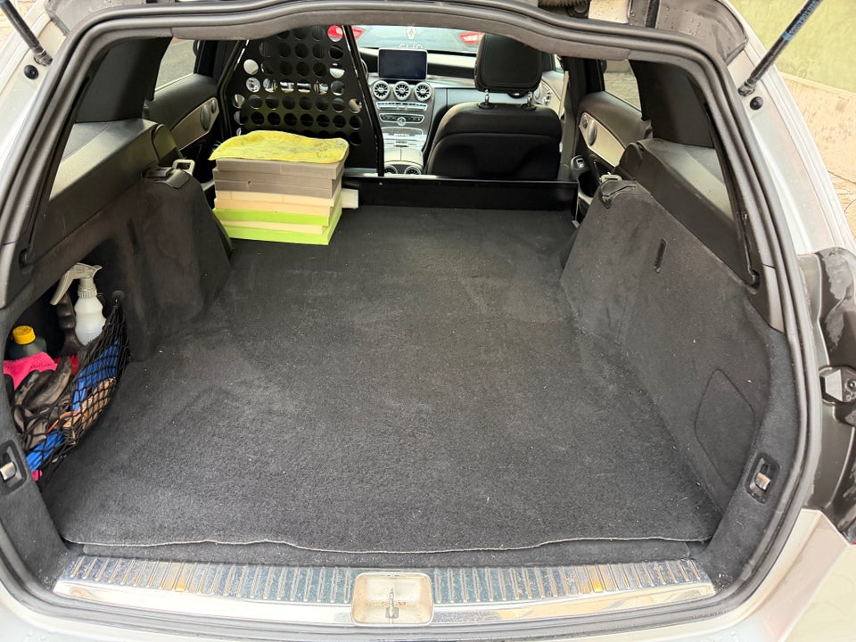 Mercedes C63 4,0 AMG stc. aut. Van 5d