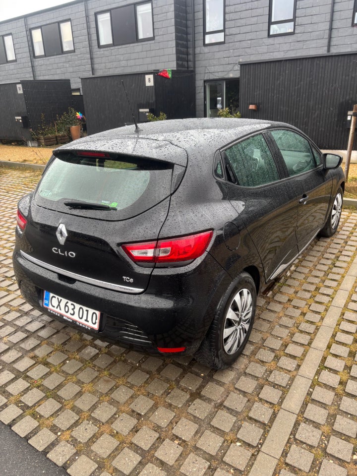 Renault Clio IV 0,9 TCe 90 Expression 5d