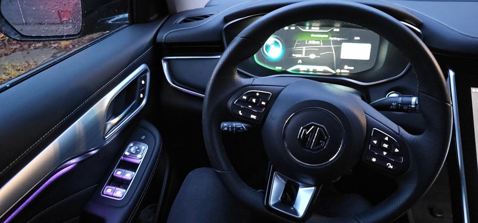 MG Marvel R Performance 5d