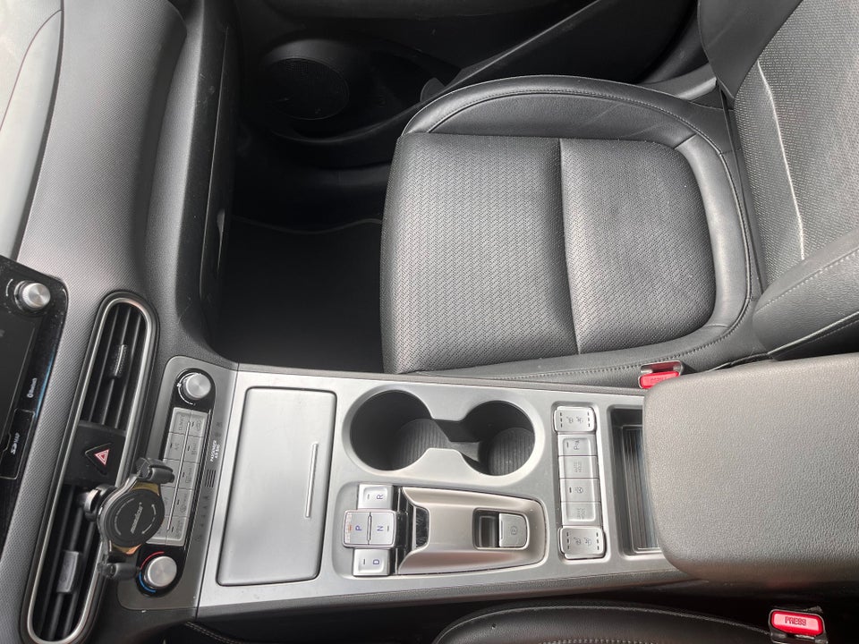 Hyundai Kona 64 EV Premium 5d