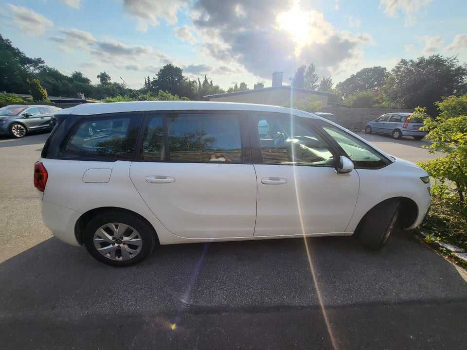 Citroën Grand C4 SpaceTourer 1,2 PureTech 130 Intensive+ 7prs 5d