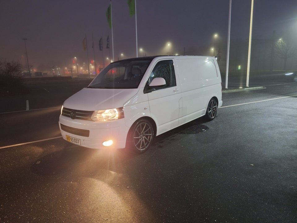 VW Transporter 2,0 TDi 140 Kassevogn DSG kort