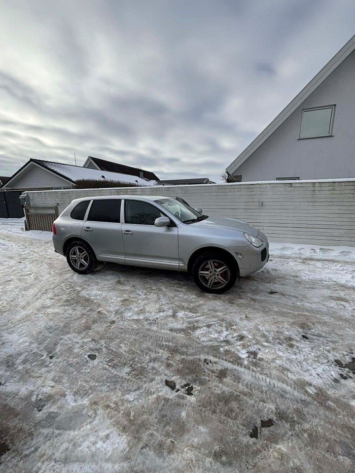 Porsche Cayenne Turbo 4,5 Tiptr. Van 5d